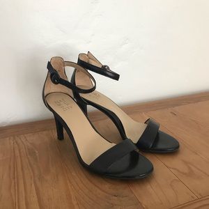 Black NWOT Naturalizer High Heels